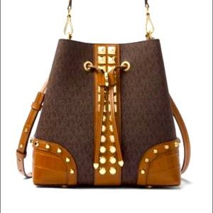 Mercer Gallery Medium Logo and Studded Crocodile Embossed Leather Bag